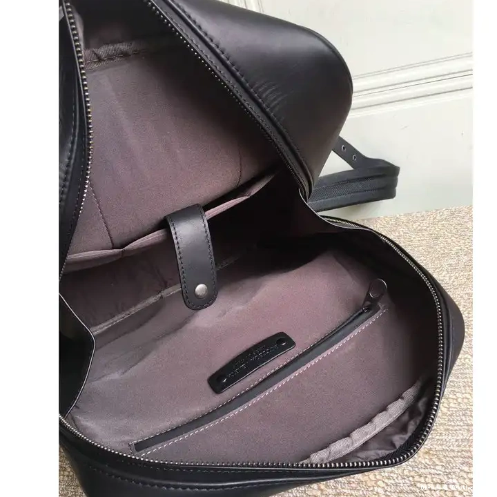 Official Brother Sam Veneta Bag 2108SF0219 Bottega 0822